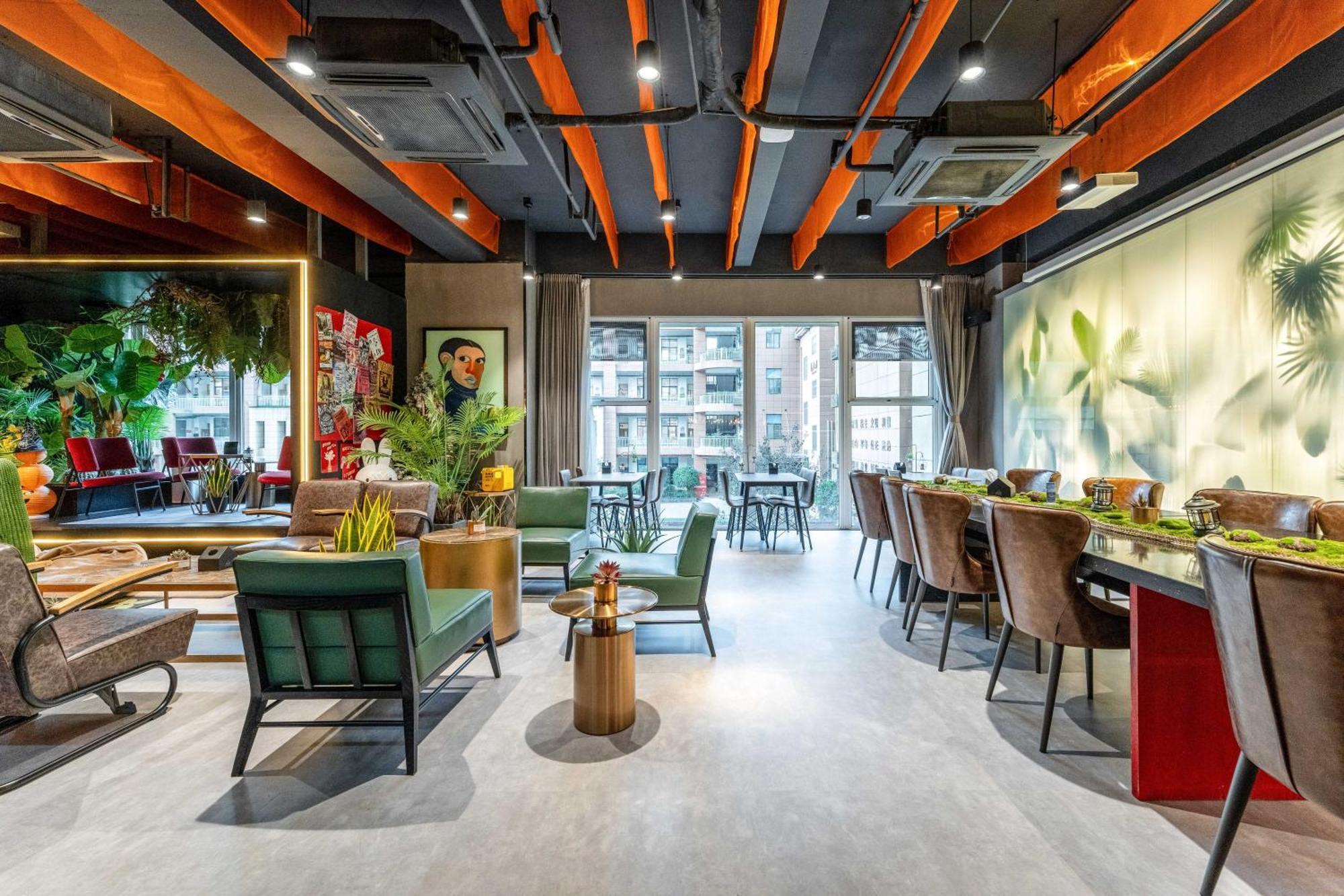 Hesu Designer Hotel & Suites -Near Xi'An Drum Tower And Yongning Gate -Free Laundry Luggage Storage -Kitty Cafe With Freshly Ground Coffee -24H Front Desk -English Service -Exclusive Subsidies For Dumpling Banquet & Show Εξωτερικό φωτογραφία