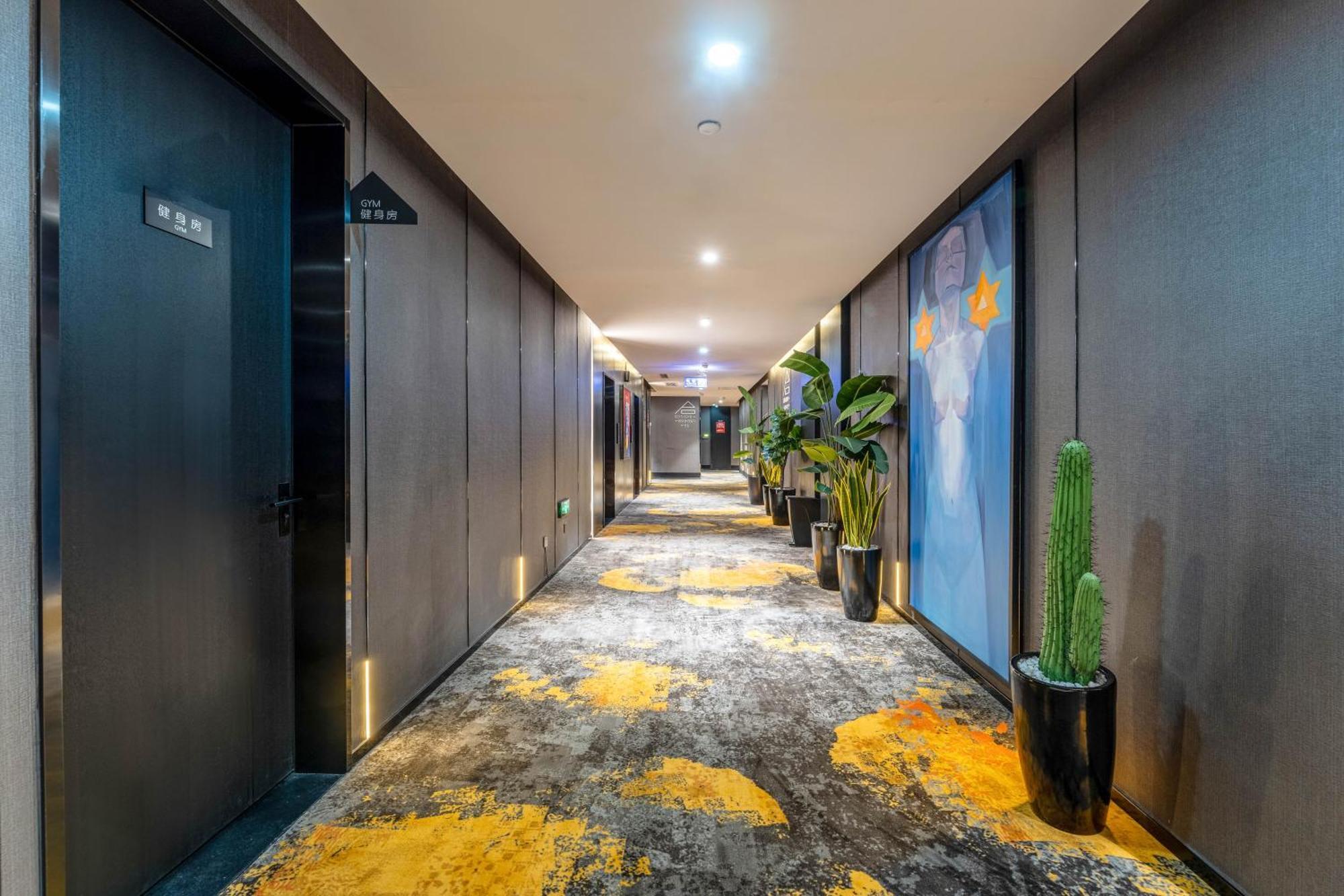 Hesu Designer Hotel & Suites -Near Xi'An Drum Tower And Yongning Gate -Free Laundry Luggage Storage -Kitty Cafe With Freshly Ground Coffee -24H Front Desk -English Service Εξωτερικό φωτογραφία