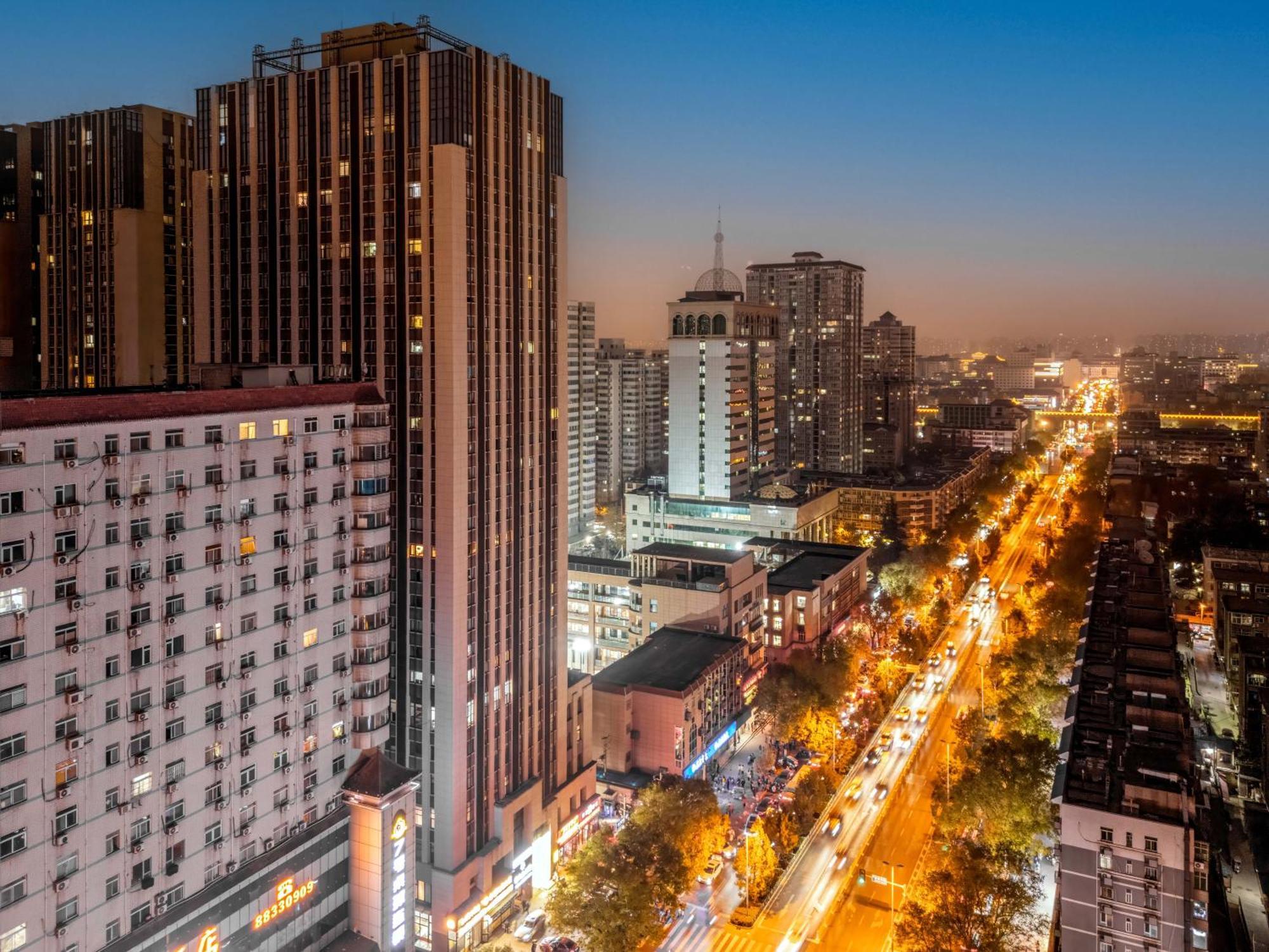 Hesu Designer Hotel & Suites -Near Xi'An Drum Tower And Yongning Gate -Free Laundry Luggage Storage -Kitty Cafe With Freshly Ground Coffee -24H Front Desk -English Service Εξωτερικό φωτογραφία
