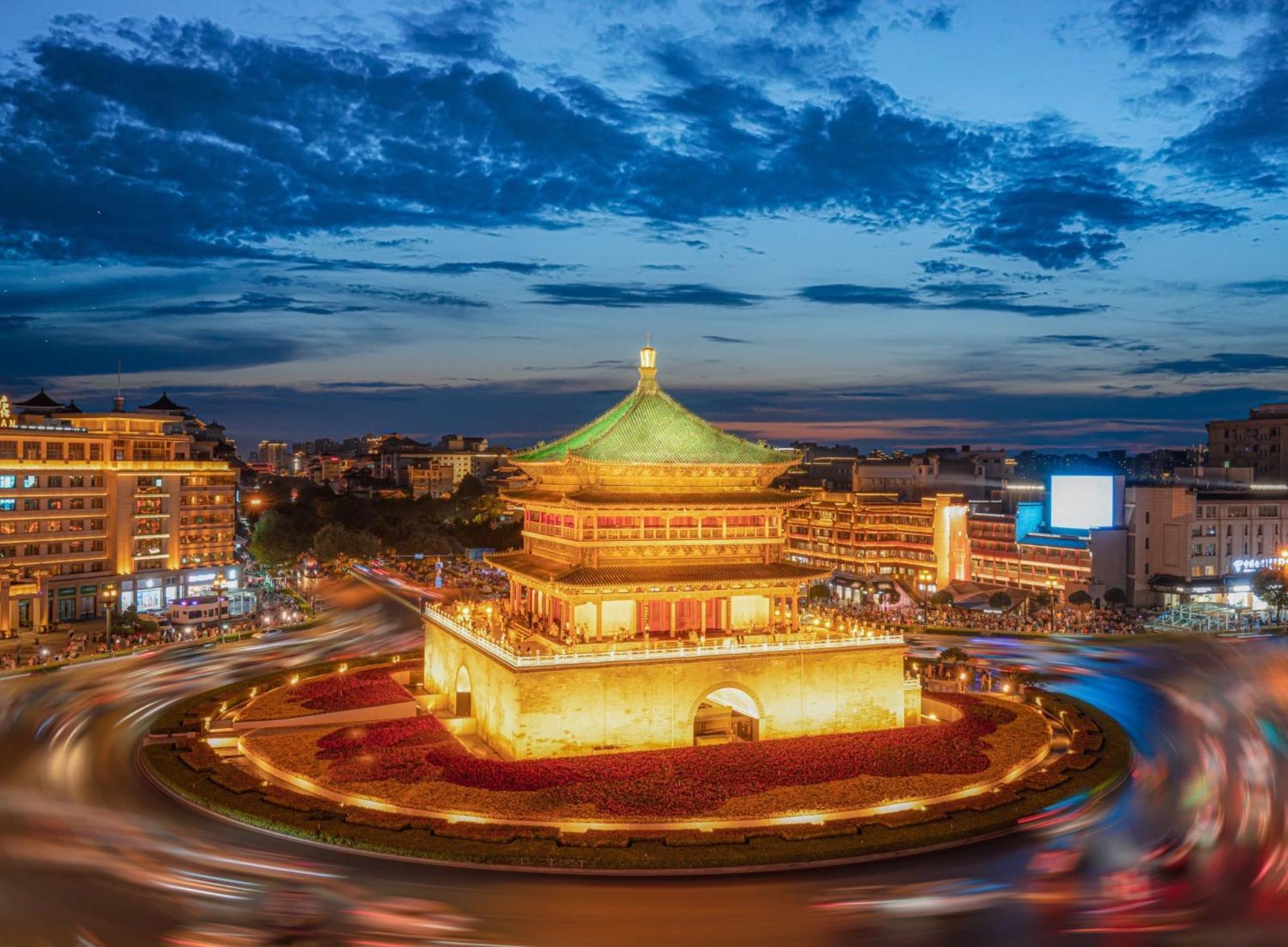 Hesu Designer Hotel & Suites -Near Xi'An Drum Tower And Yongning Gate -Free Laundry Luggage Storage -Kitty Cafe With Freshly Ground Coffee -24H Front Desk -English Service Εξωτερικό φωτογραφία