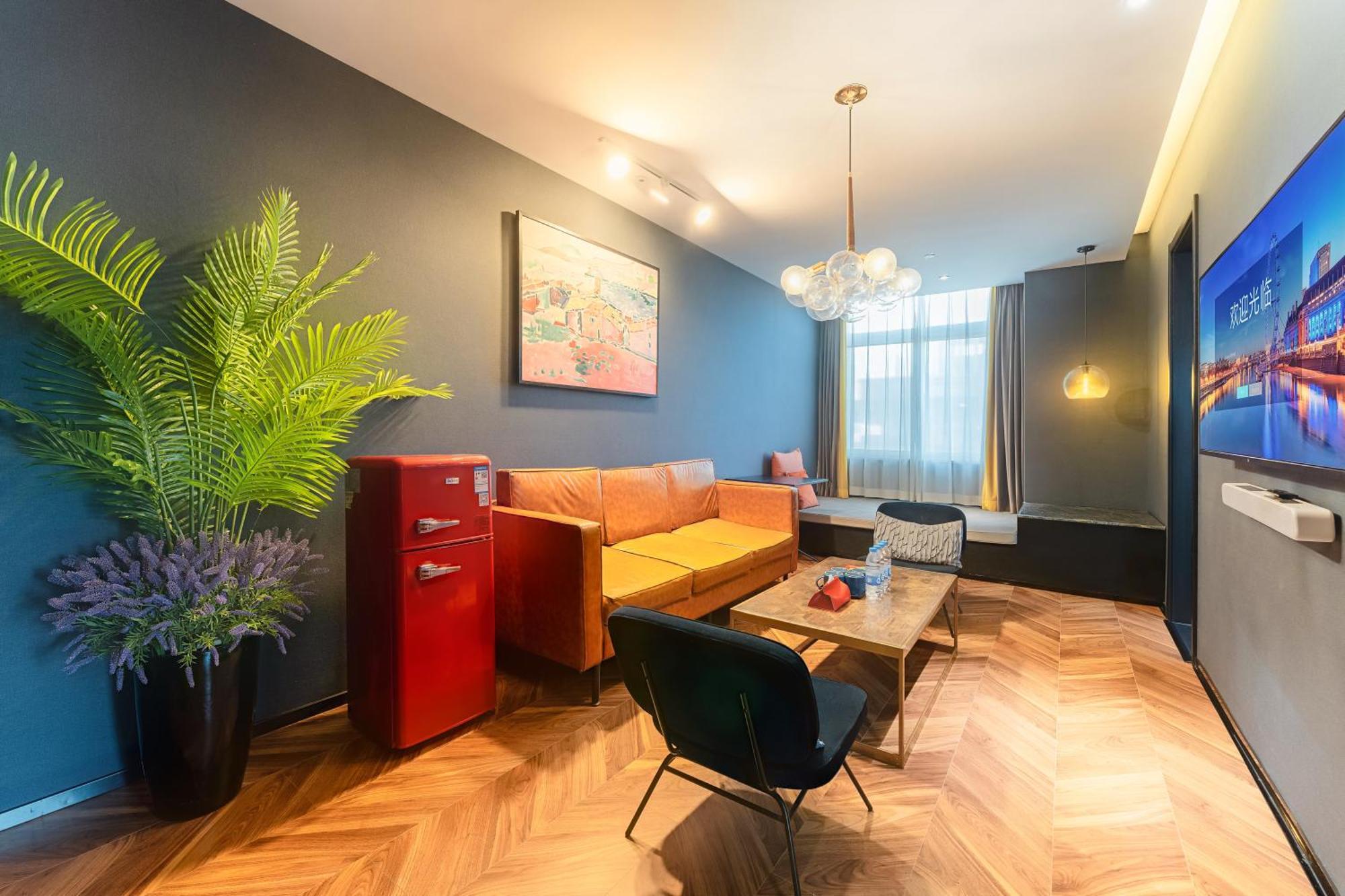 Hesu Designer Hotel & Suites -Near Xi'An Drum Tower And Yongning Gate -Free Laundry Luggage Storage -Kitty Cafe With Freshly Ground Coffee -24H Front Desk -English Service -Exclusive Subsidies For Dumpling Banquet & Show Εξωτερικό φωτογραφία