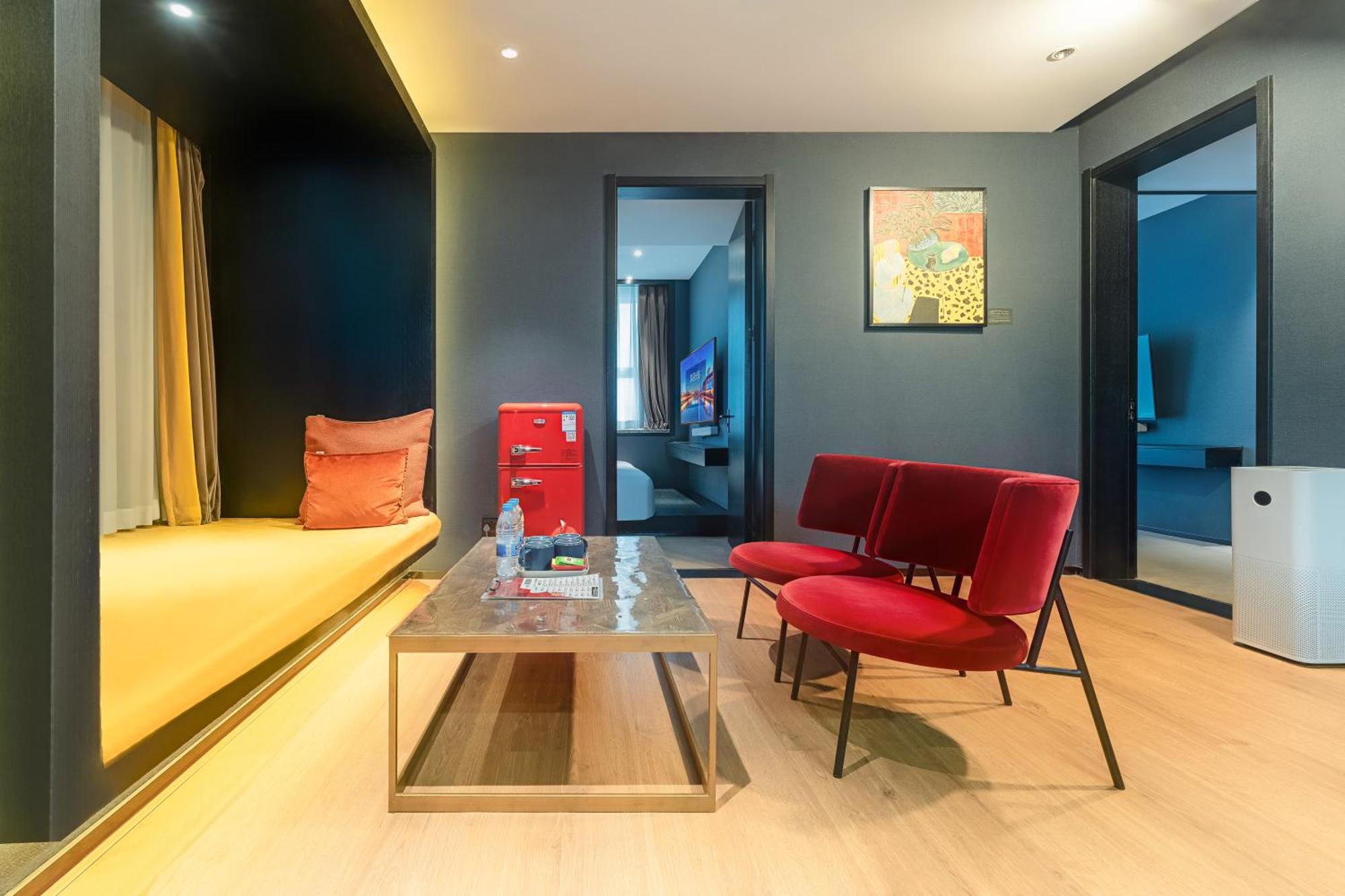 Hesu Designer Hotel & Suites -Near Xi'An Drum Tower And Yongning Gate -Free Laundry Luggage Storage -Kitty Cafe With Freshly Ground Coffee -24H Front Desk -English Service Εξωτερικό φωτογραφία