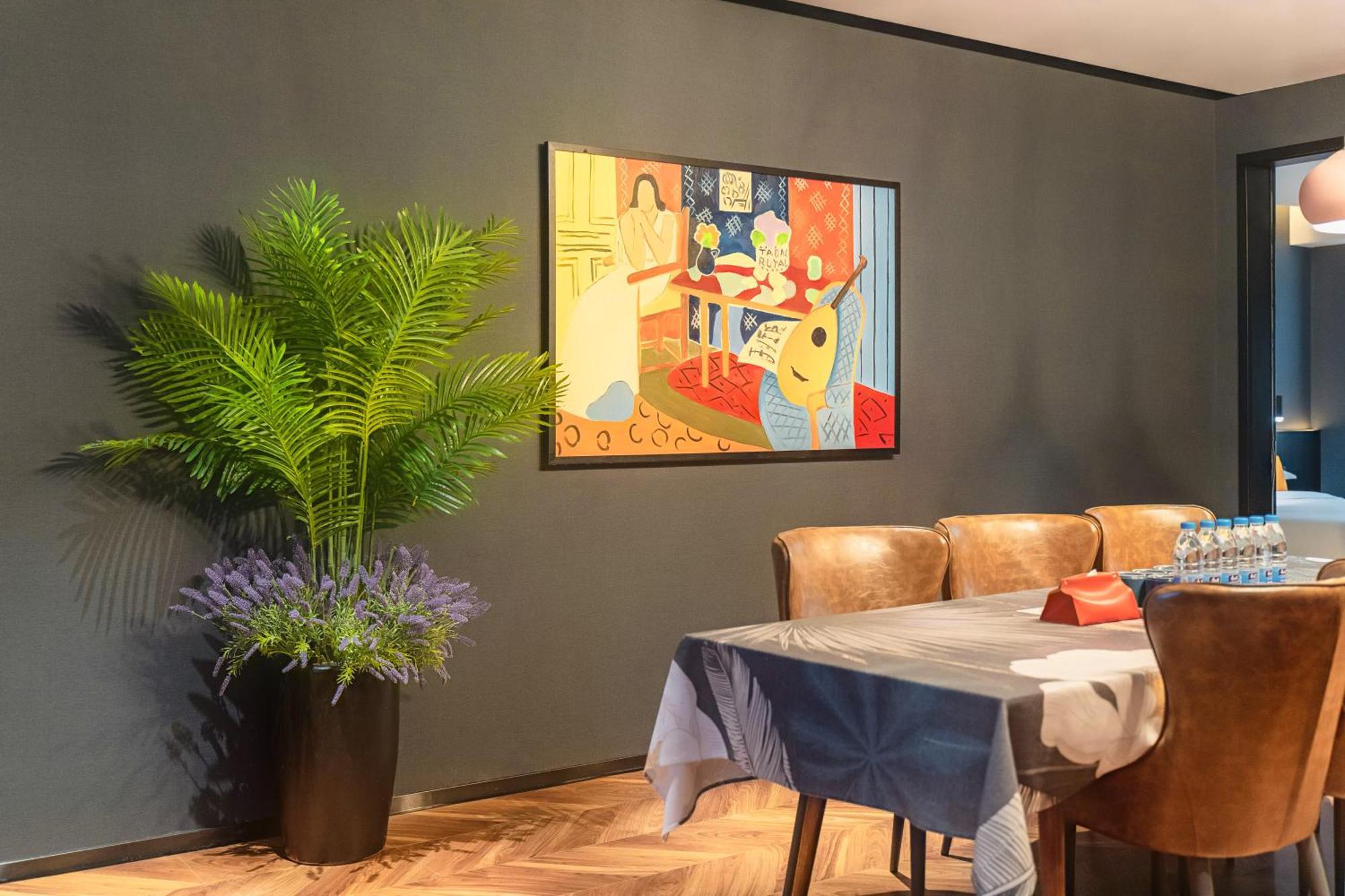 Hesu Designer Hotel & Suites -Near Xi'An Drum Tower And Yongning Gate -Free Laundry Luggage Storage -Kitty Cafe With Freshly Ground Coffee -24H Front Desk -English Service Εξωτερικό φωτογραφία