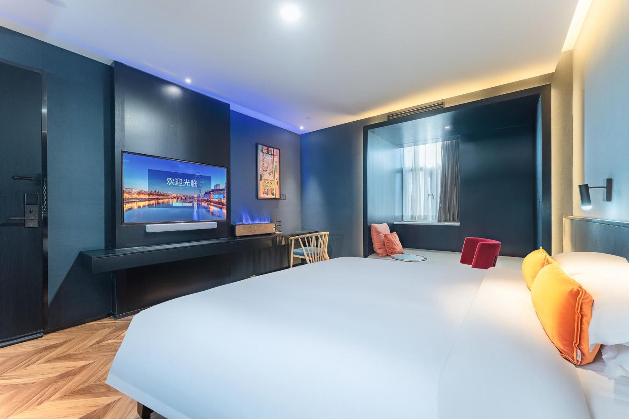 Hesu Designer Hotel & Suites -Near Xi'An Drum Tower And Yongning Gate -Free Laundry Luggage Storage -Kitty Cafe With Freshly Ground Coffee -24H Front Desk -English Service -Exclusive Subsidies For Dumpling Banquet & Show Εξωτερικό φωτογραφία