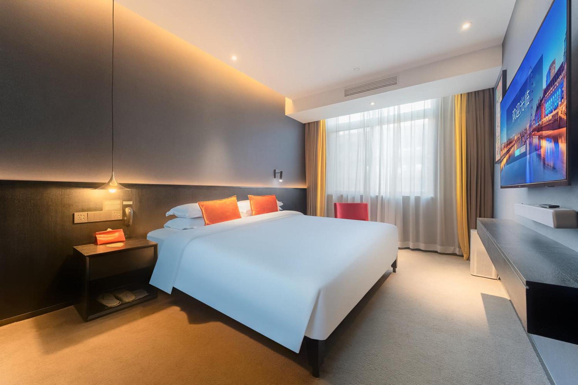 Hesu Designer Hotel & Suites -Near Xi'An Drum Tower And Yongning Gate -Free Laundry Luggage Storage -Kitty Cafe With Freshly Ground Coffee -24H Front Desk -English Service -Exclusive Subsidies For Dumpling Banquet & Show Εξωτερικό φωτογραφία