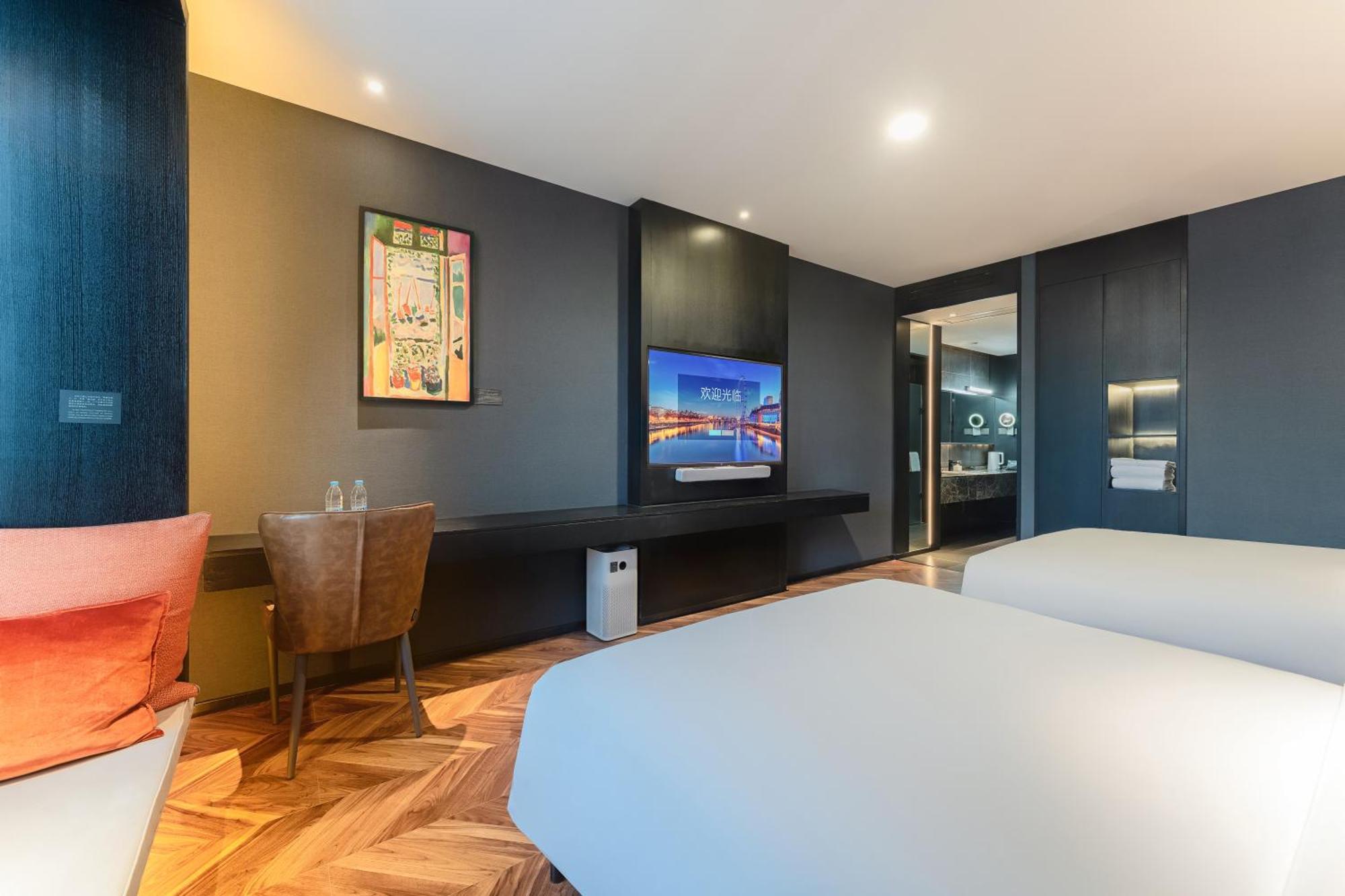 Hesu Designer Hotel & Suites -Near Xi'An Drum Tower And Yongning Gate -Free Laundry Luggage Storage -Kitty Cafe With Freshly Ground Coffee -24H Front Desk -English Service Εξωτερικό φωτογραφία