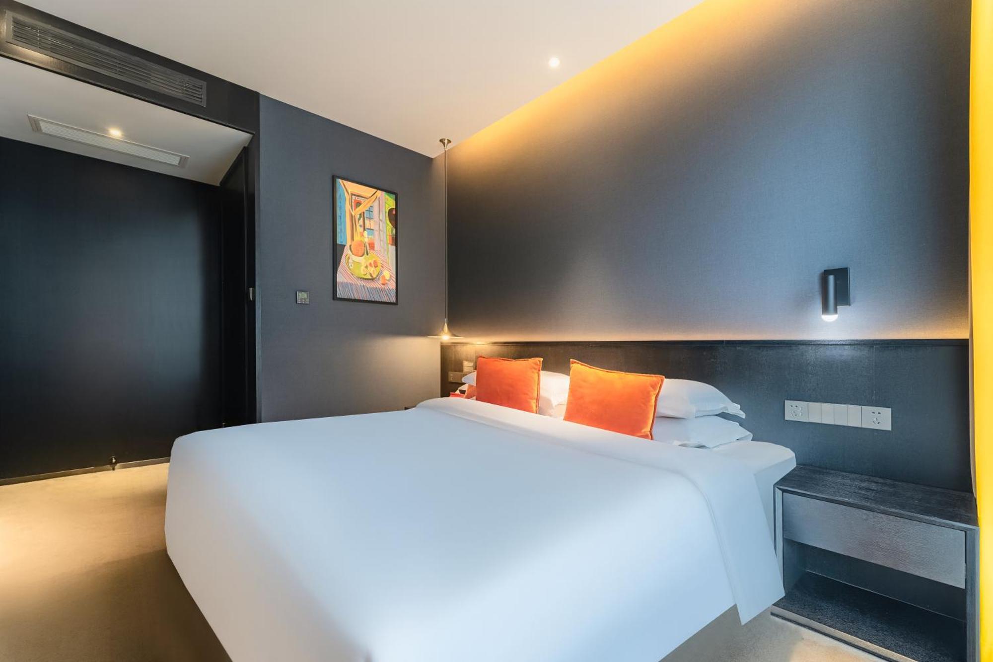 Hesu Designer Hotel & Suites -Near Xi'An Drum Tower And Yongning Gate -Free Laundry Luggage Storage -Kitty Cafe With Freshly Ground Coffee -24H Front Desk -English Service Εξωτερικό φωτογραφία