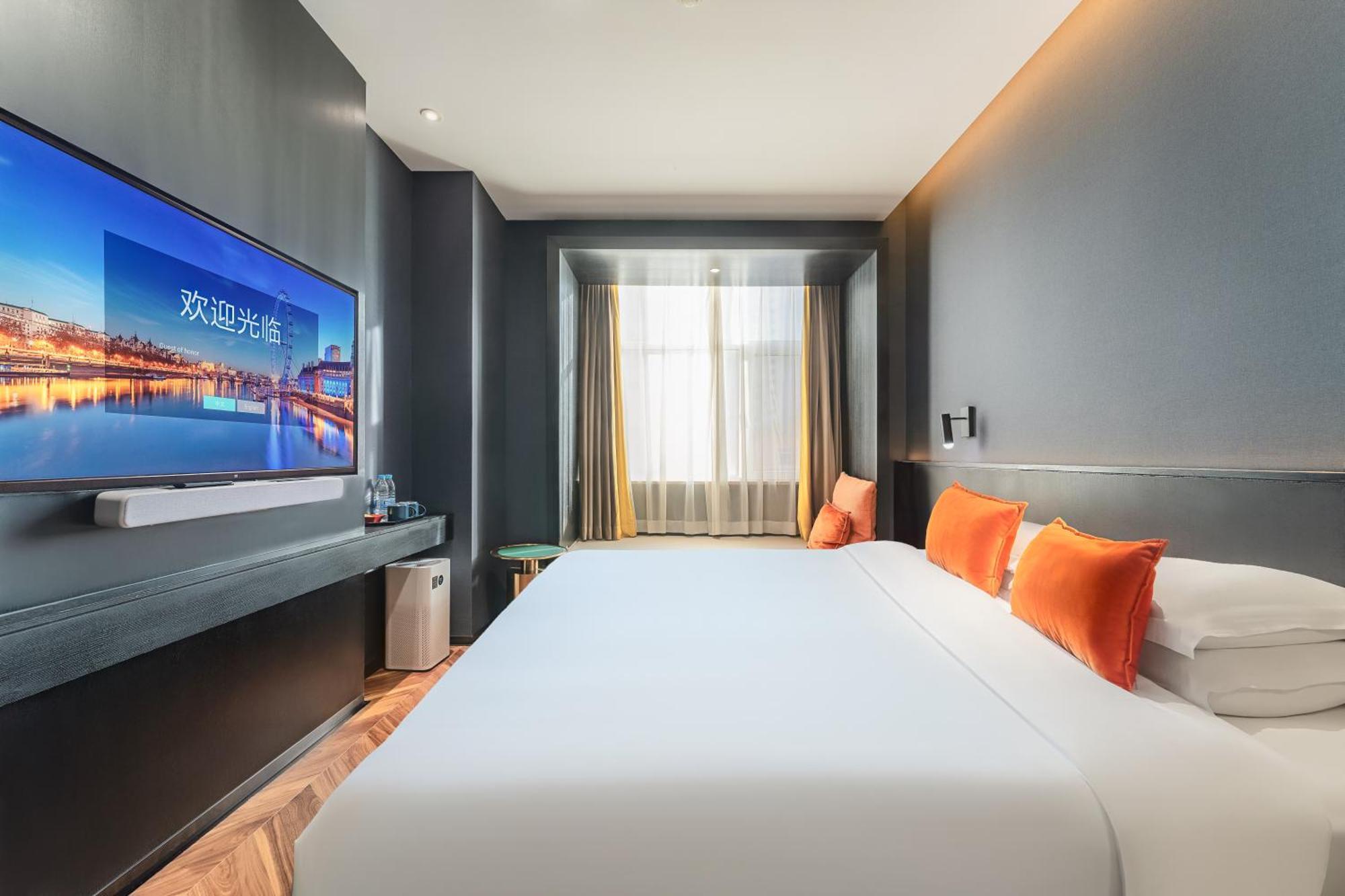 Hesu Designer Hotel & Suites -Near Xi'An Drum Tower And Yongning Gate -Free Laundry Luggage Storage -Kitty Cafe With Freshly Ground Coffee -24H Front Desk -English Service Εξωτερικό φωτογραφία